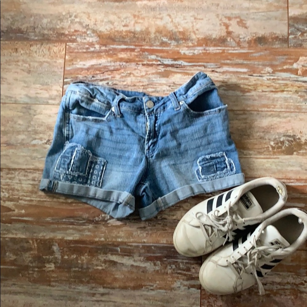 Patched shorts